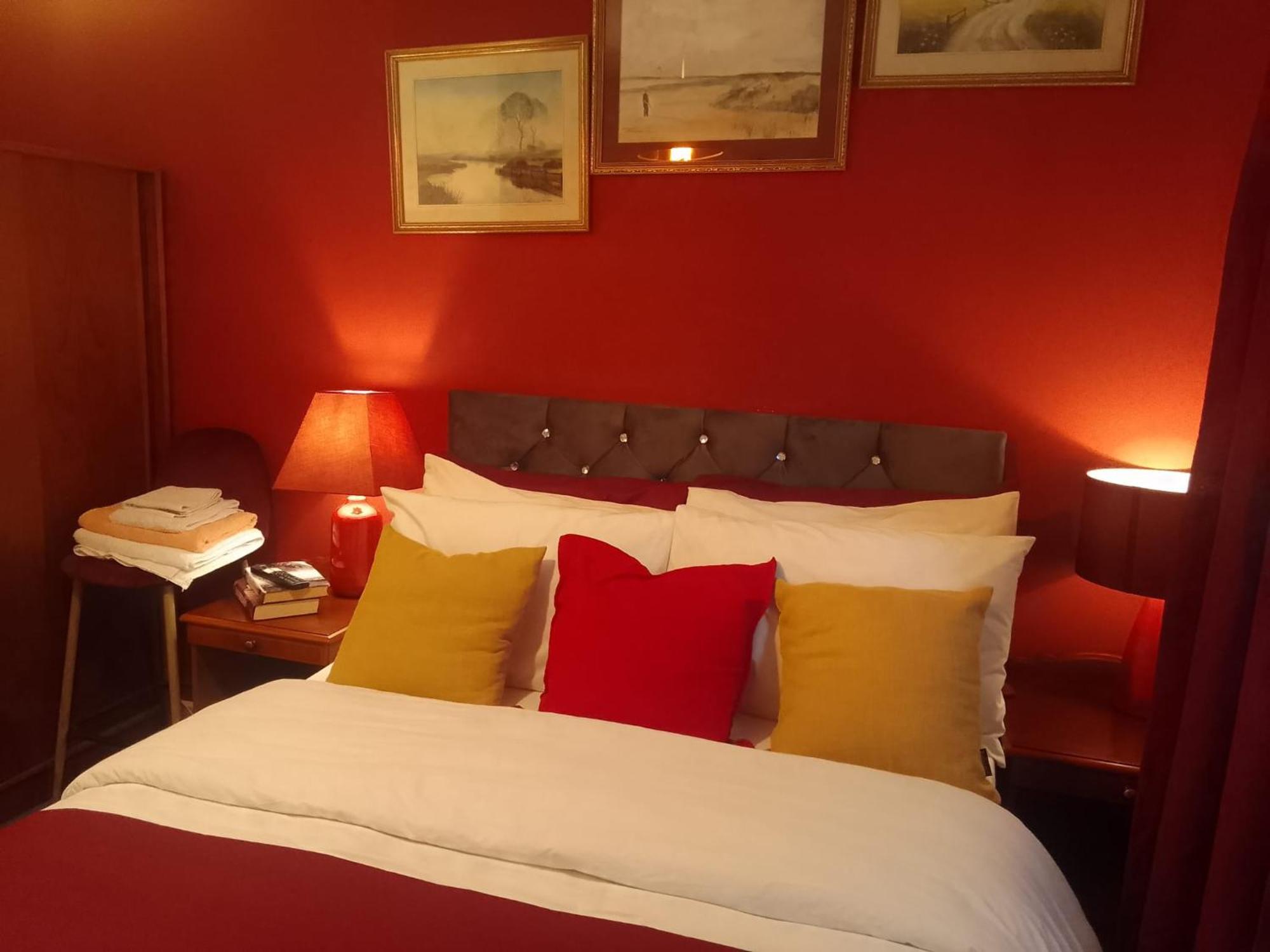 Cosy Stay In Walsall By Ideal Home Bloxwich エクステリア 写真