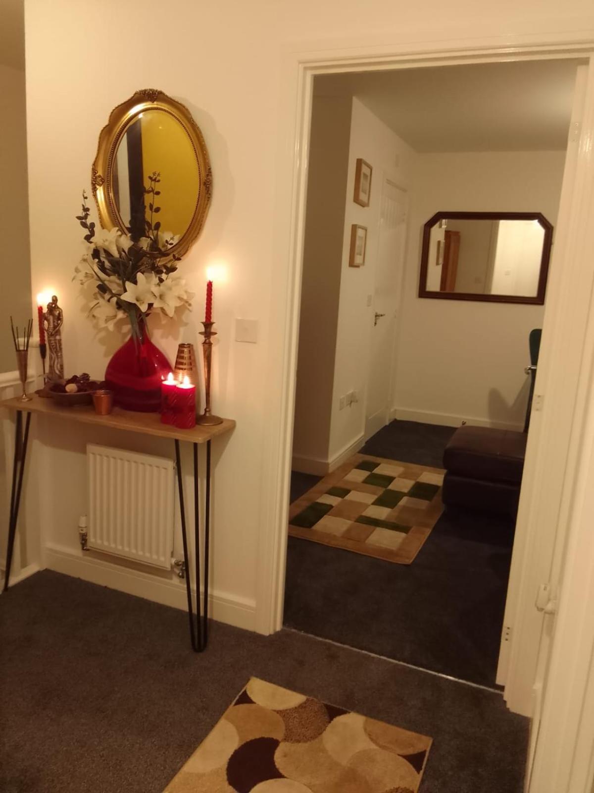 Cosy Stay In Walsall By Ideal Home Bloxwich エクステリア 写真