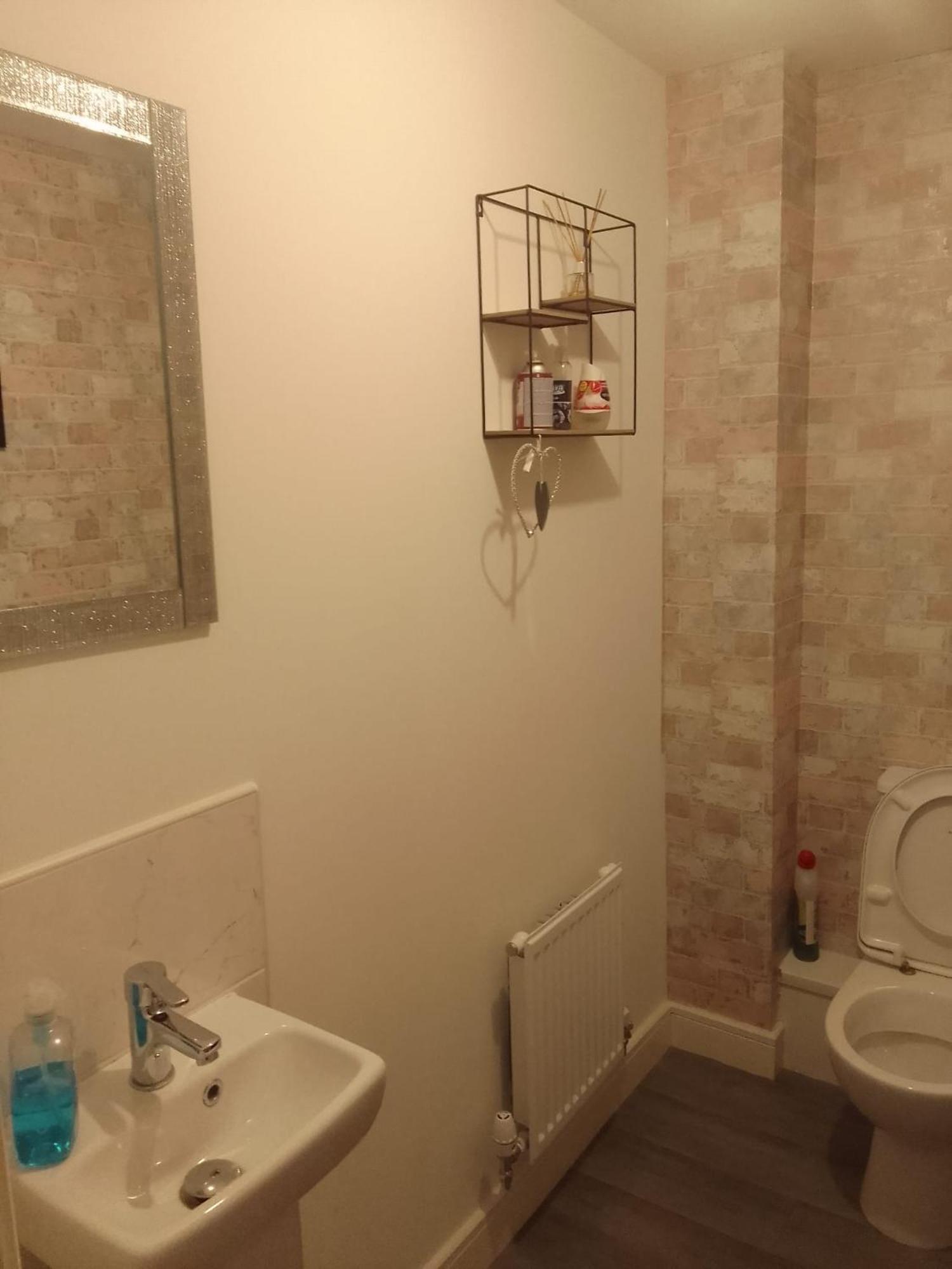 Cosy Stay In Walsall By Ideal Home Bloxwich エクステリア 写真